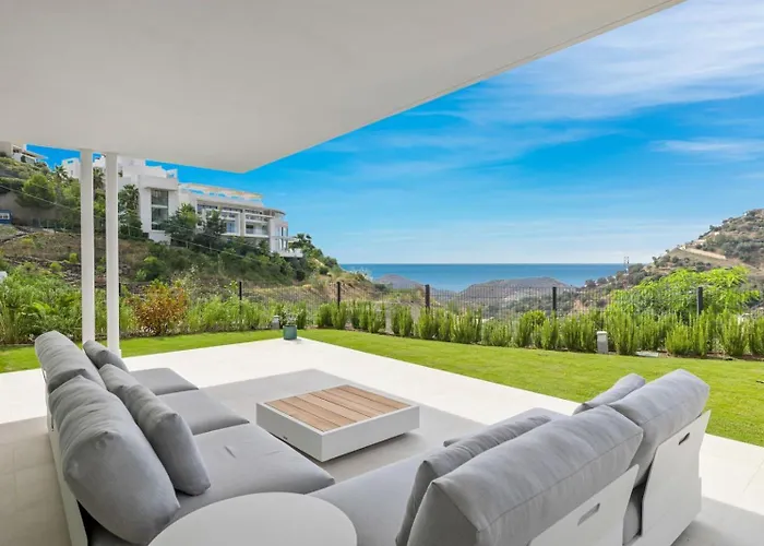 Hillside Flat With Pool By Costarentals - Ref M49 Apartment Marbella