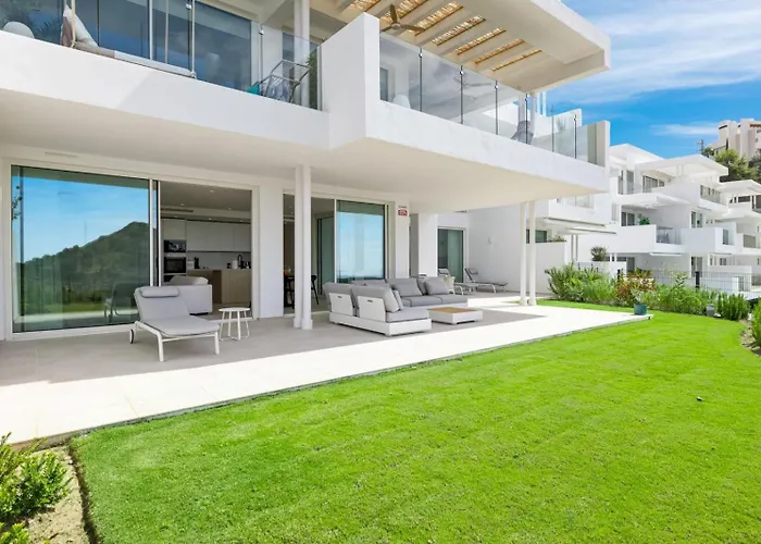 Hillside Flat With Pool By Costarentals - Ref M49 Apartment