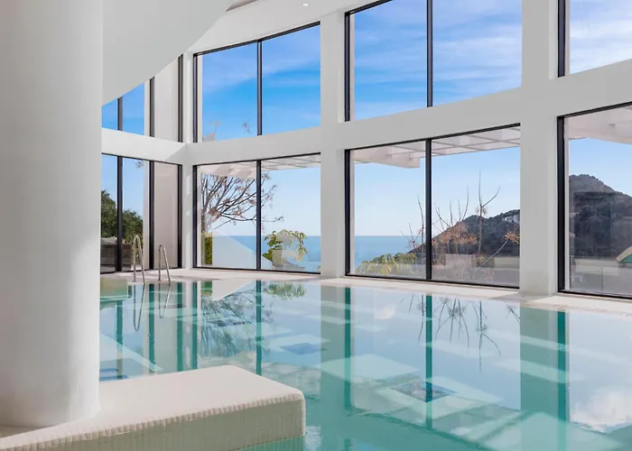 Hillside Flat With Pool By Costarentals - Ref M49 * Marbella